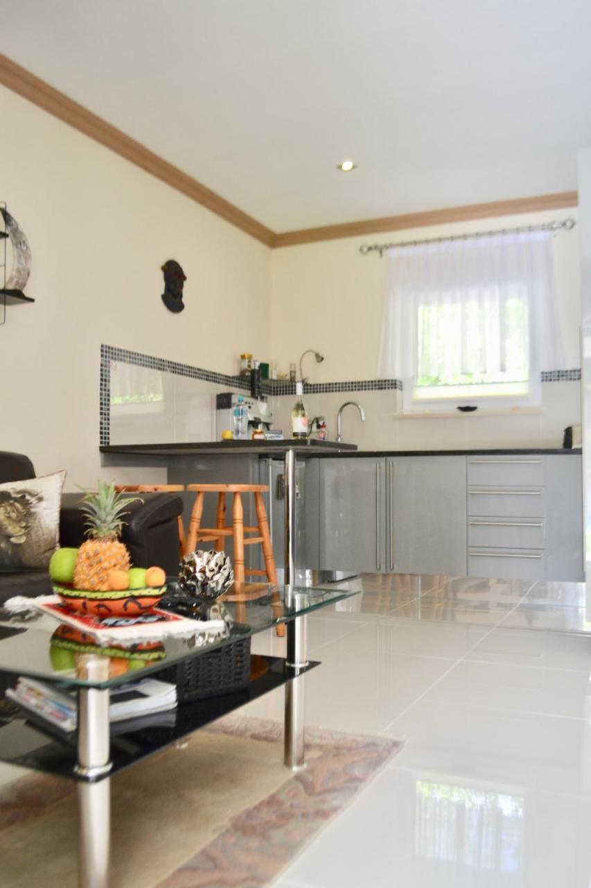 Grenadilla (Adults Only) Apartment Constantia Luaran gambar